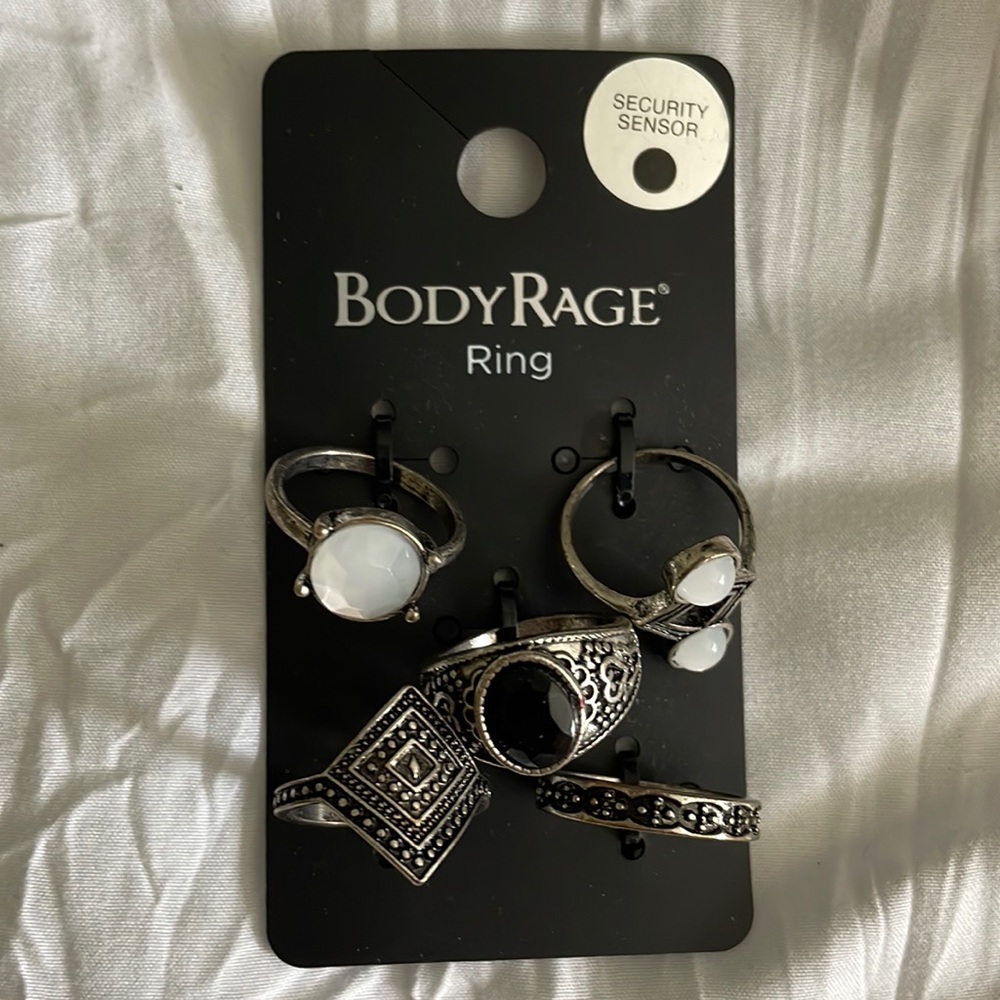 Cool silver and black rings!